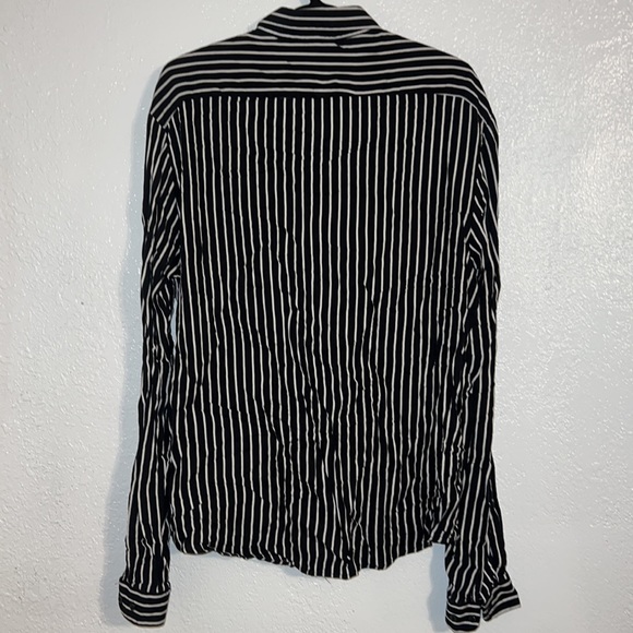 MENS DRESSING SHIRT - Picture 2 of 2